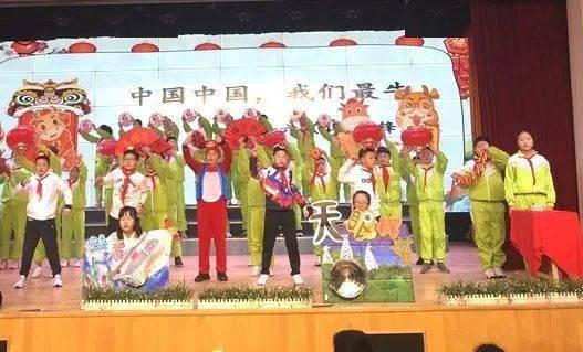 探索知识星球,加入《情满九道弯》中哪一位角色才是真正的人生赢家?共享学习平台